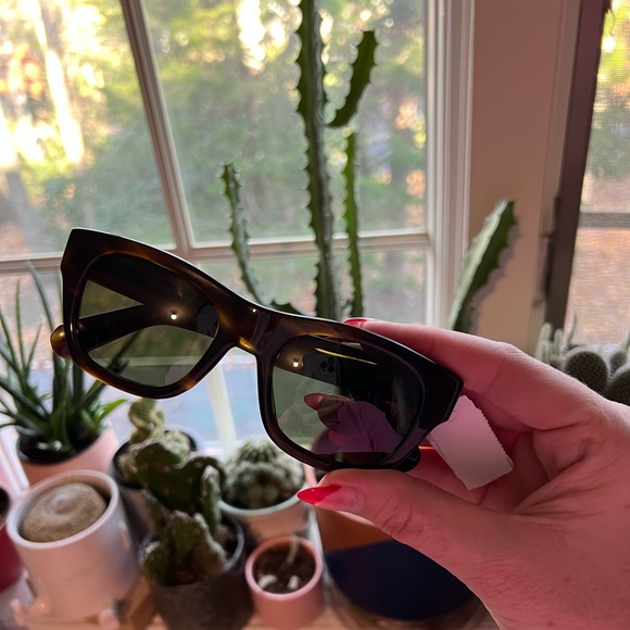 Oliver peoples sunglasses